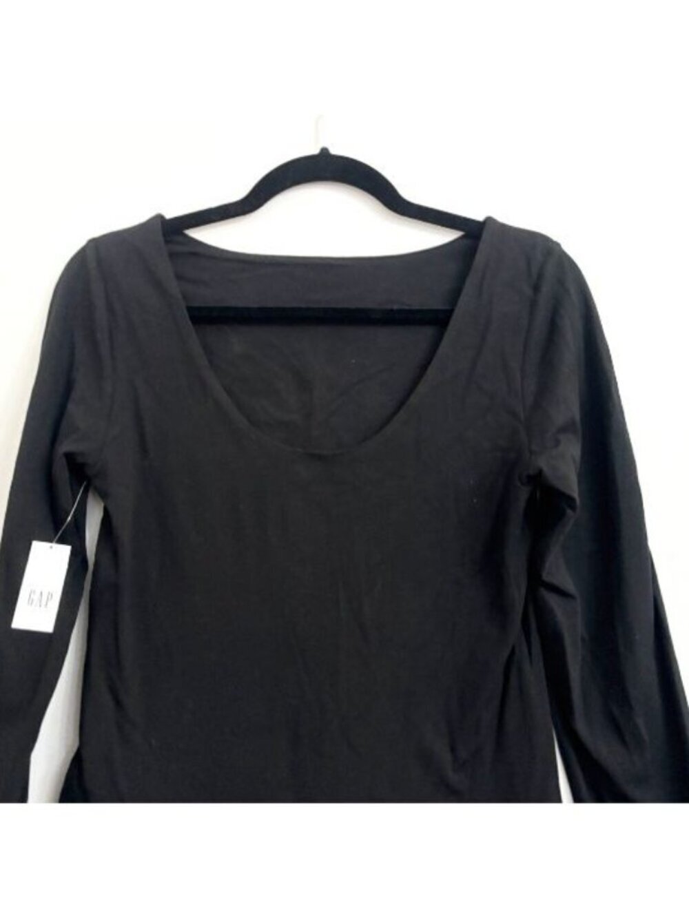 NWT Black Basic Gap Long Sleeve Scoop Neck Top - sz M - 323290955 retails $40 - Picture 3 of 6